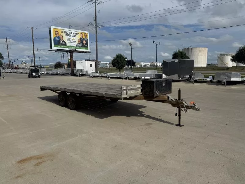 used Equipment / Flatbed Trailers Metz Company  for sale, in West Fargo, ND Thumbnail 3