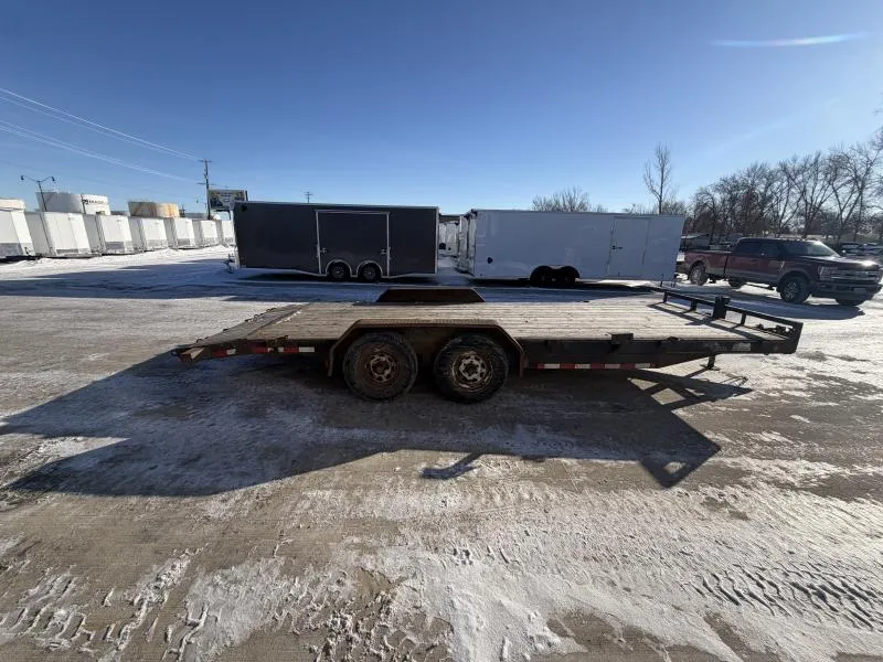 used Equipment / Flatbed Trailers Load Trail  for sale, in West Fargo, ND Thumbnail 4