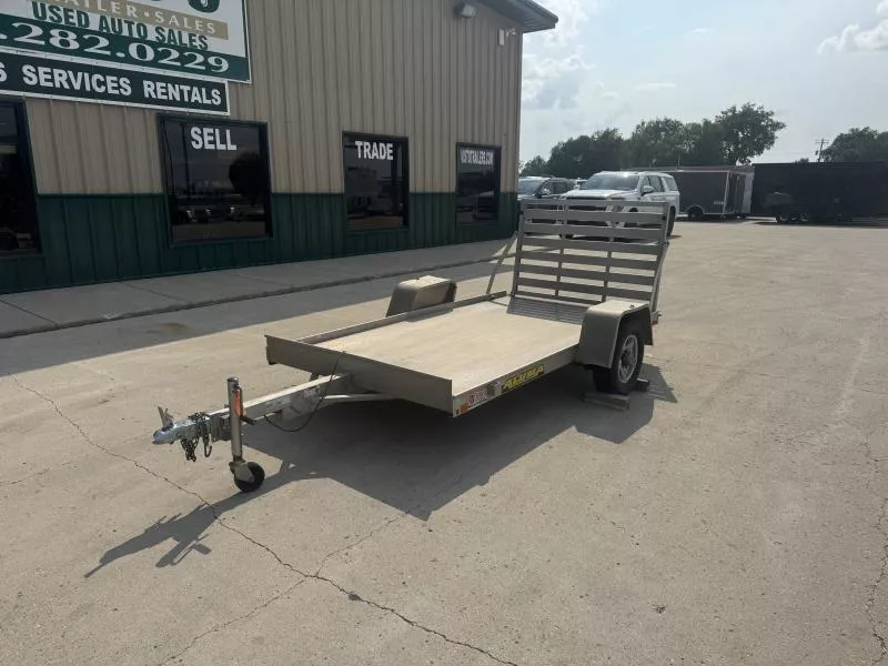 used Equipment / Flatbed Trailers Aluma  for sale, in West Fargo, ND image-0