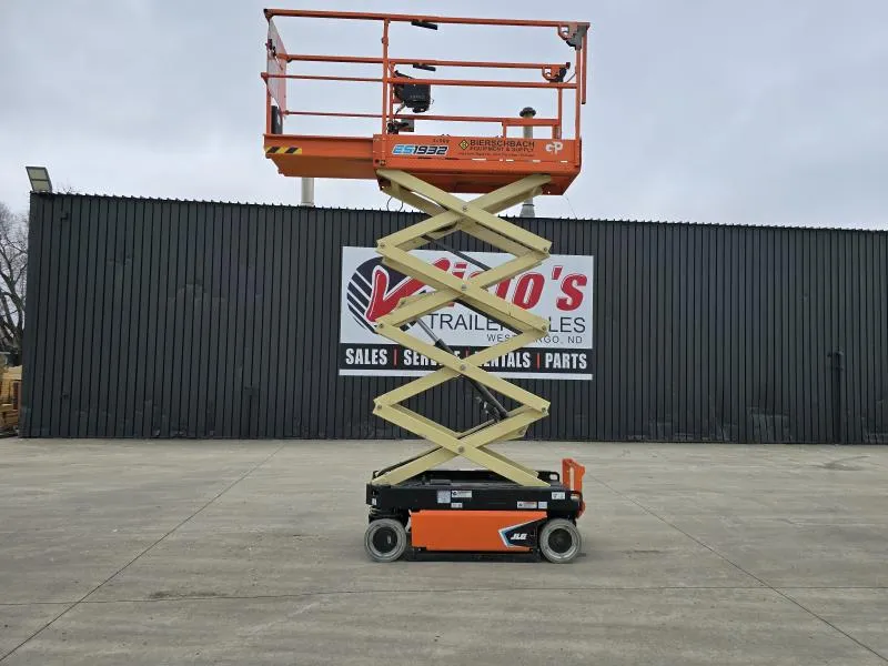 used Equipment / Flatbed Trailers JLG  for sale, in West Fargo, ND Thumbnail 15