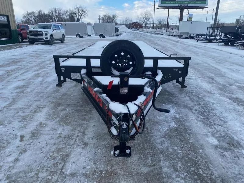 used Equipment / Flatbed Trailers MAXX-D  for sale, in West Fargo, ND Thumbnail 2