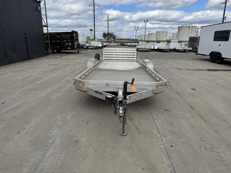 used Equipment / Flatbed Trailers Aluma  for sale, in West Fargo, ND Thumbnail 2