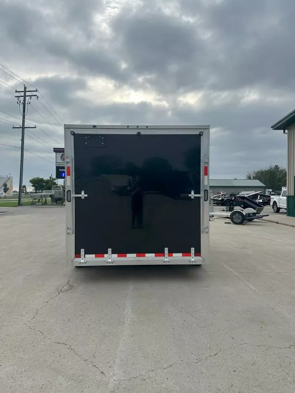 used Cargo (Enclosed) Trailers E-Z Hauler  for sale, in West Fargo, ND Thumbnail 5