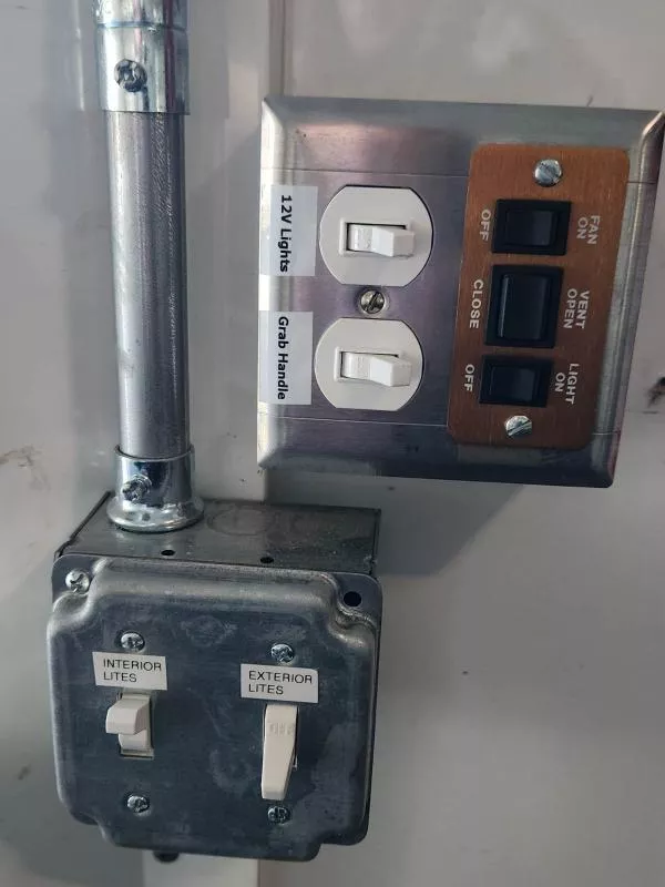 used Cargo (Enclosed) Trailers Featherlite  for sale, in West Fargo, ND Thumbnail 18