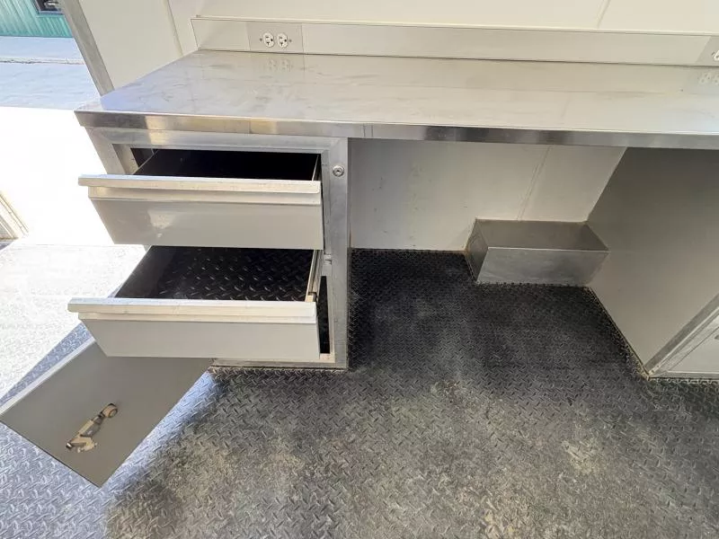 used Cargo (Enclosed) Trailers InTech  for sale, in West Fargo, ND Thumbnail 16