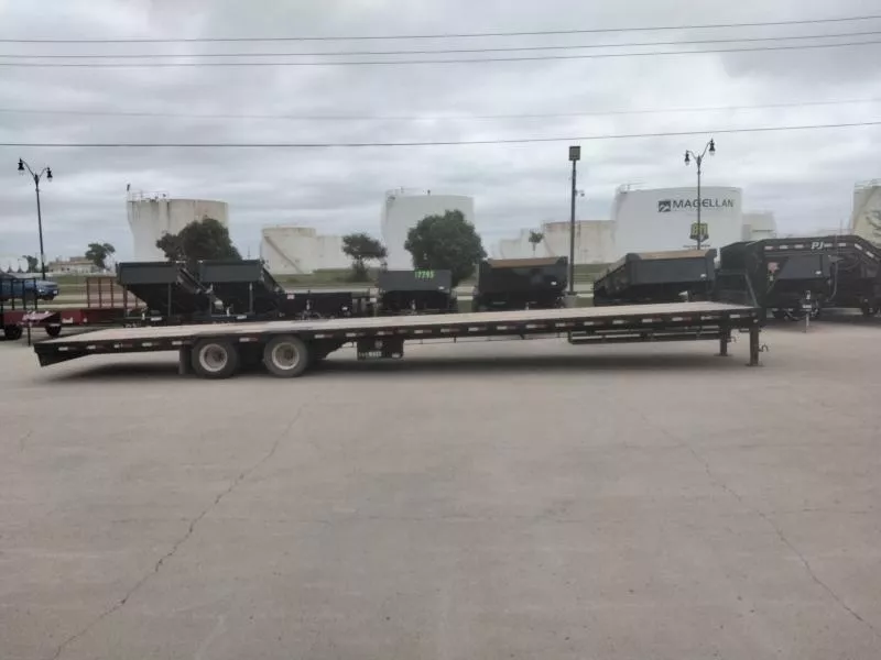 used Equipment / Flatbed Trailers PJ Trailers  for sale, in West Fargo, ND Thumbnail 4