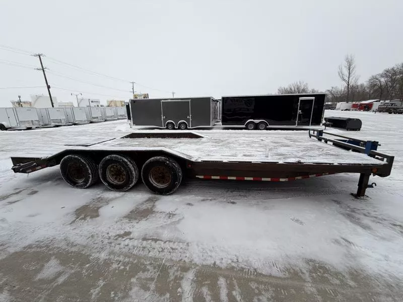 used Equipment / Flatbed Trailers Load Trail  for sale, in West Fargo, ND Thumbnail 4