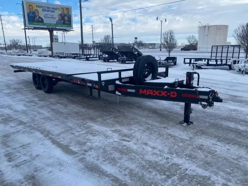 used Equipment / Flatbed Trailers MAXX-D  for sale, in West Fargo, ND Thumbnail 3