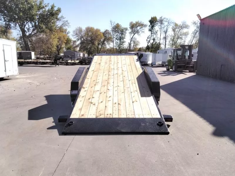 new Equipment / Flatbed Trailers Load Trail  for sale, in West Fargo, ND Thumbnail 9