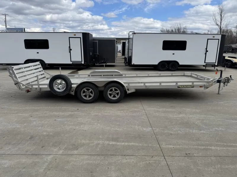 used Equipment / Flatbed Trailers Aluma  for sale, in West Fargo, ND Thumbnail 4