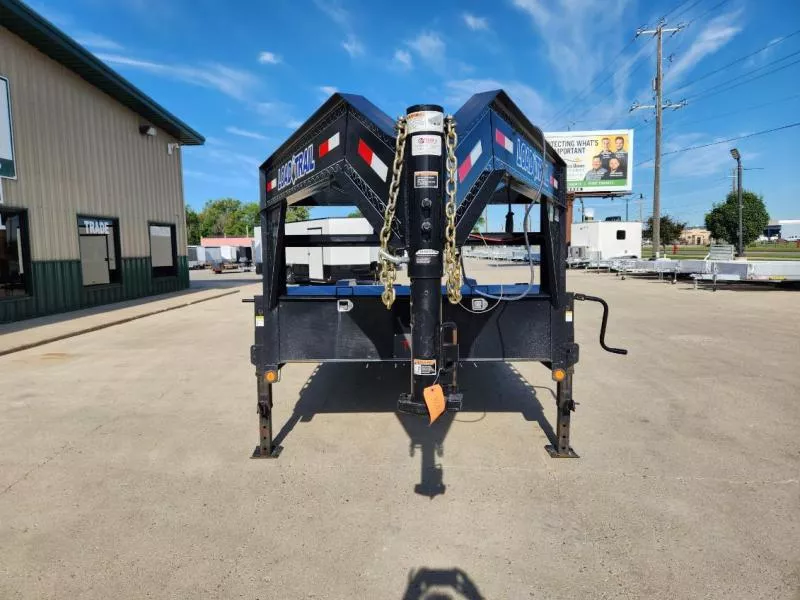 used Equipment / Flatbed Trailers Load Trail  for sale, in West Fargo, ND Thumbnail 2