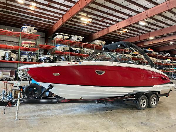 2016 Regal Boats 2800 Bowrider 2016 Regal Boats 2800 Bowrider