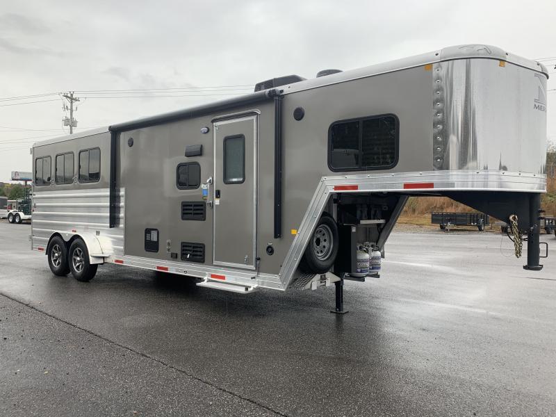 2021 Merhow Trailers 7309 RK-S Horse Trailer 2021 Merhow Trailers 7309 RK-S Horse Trailer