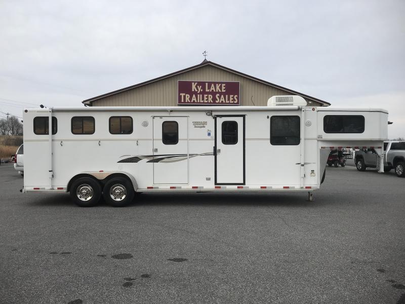 2002 Titan 3H LQ GN Horse Trailer 2002 Titan 3H LQ GN Horse Trailer