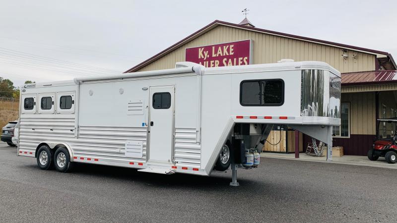 2021 Cimarron Trailers 8310 Horse Trailer 2021 Cimarron Trailers 8310 Horse Trailer