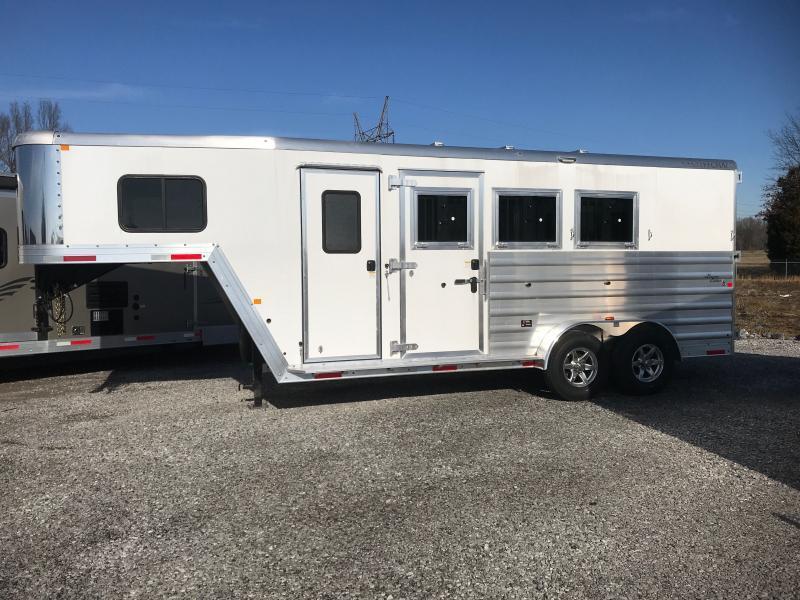 2023 Merhow Trailers Bronco 2H Straight GN Horse Trailer Kentucky