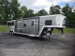 2021 Merhow 8316- A RWS STAMPEDE Horse Trailer 2021 Merhow 8316- A RWS STAMPEDE Horse Trailer