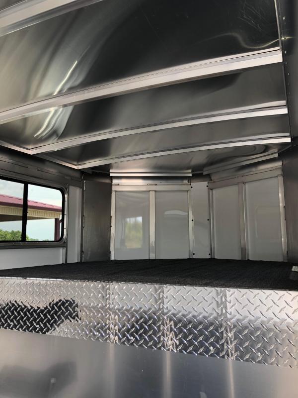 2021 Sundowner 20' GN Rancher TR Livestock Trailer 2021 Sundowner 20' GN Rancher TR Livestock Trailer