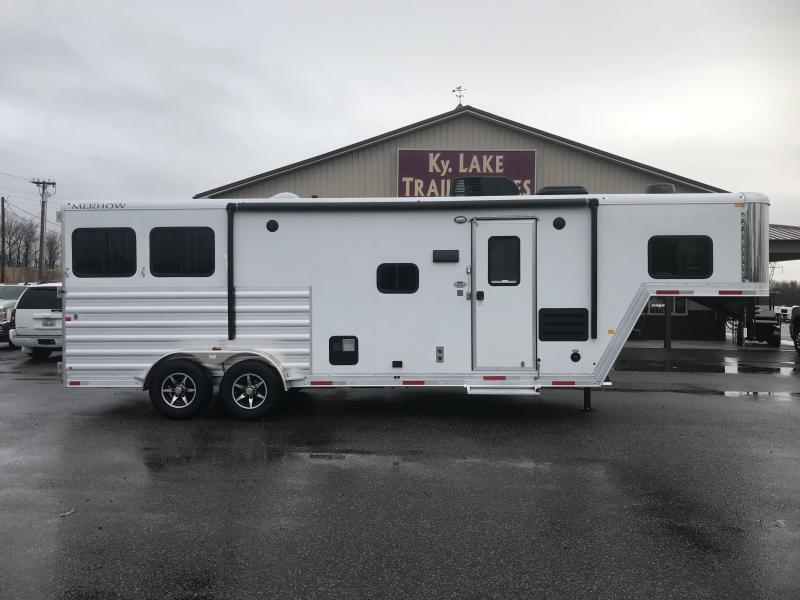 2021 Merhow Trailers 7211 RK-S Horse Trailer 2021 Merhow Trailers 7211 RK-S Horse Trailer