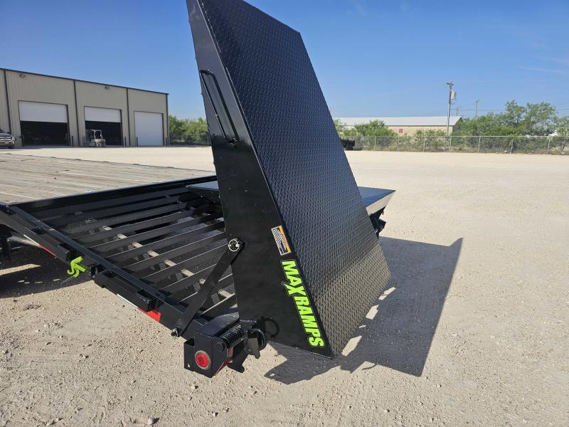 new Equipment / Flatbed Trailers Load Trail  for sale, in Big Spring, TX Thumbnail 8