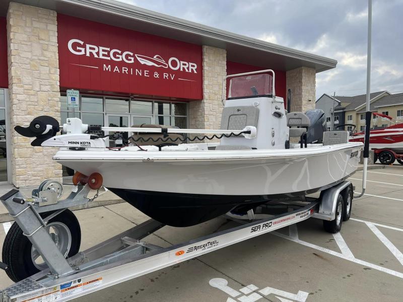 210 BAY DLX * Center Console LW50uuw2m6zz