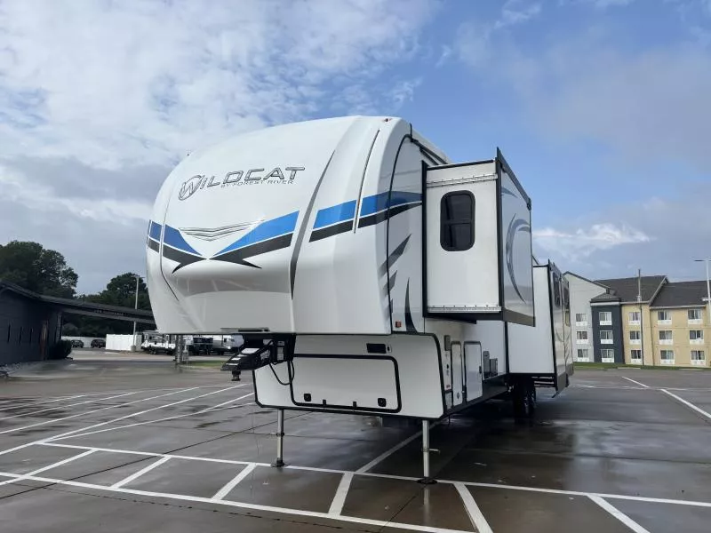 Forest River  WILDCAT Travel Trailer