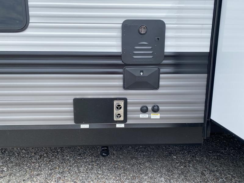 2023 Jayco JAY FLIGHT 265RLS/1 Slide/Rear Living/Recliners/Walk Thru Bath