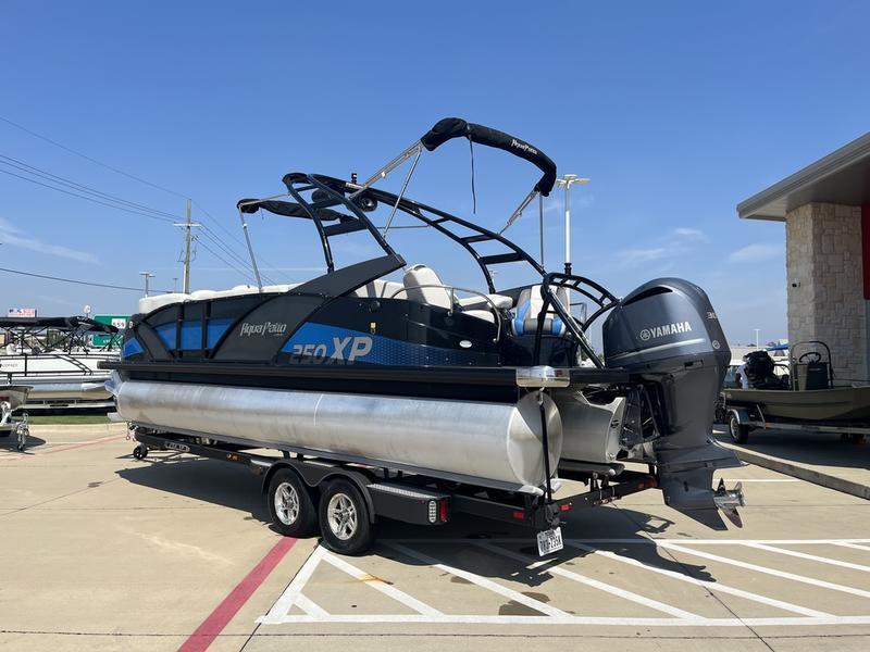 2018 Godfrey Pontoon Boats 250 XP