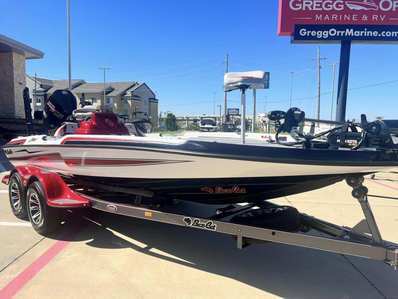 2024 Bass Cat CARACAL Bass Boat