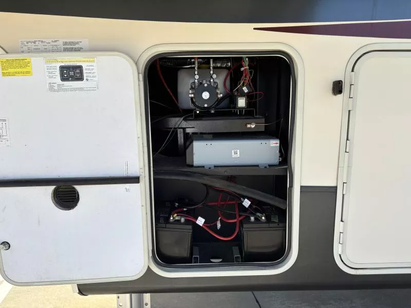 used Toy Haulers Forest River Forest River for sale, in Texarkana, AR Thumbnail 2