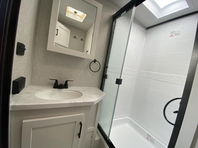 2024 Jayco White Hawk 32QBH/2 Slide/ Bunkhouse/King Bed