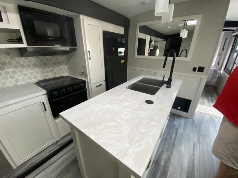 2024 Jayco White Hawk 32QBH/2 Slide/ Bunkhouse/King Bed