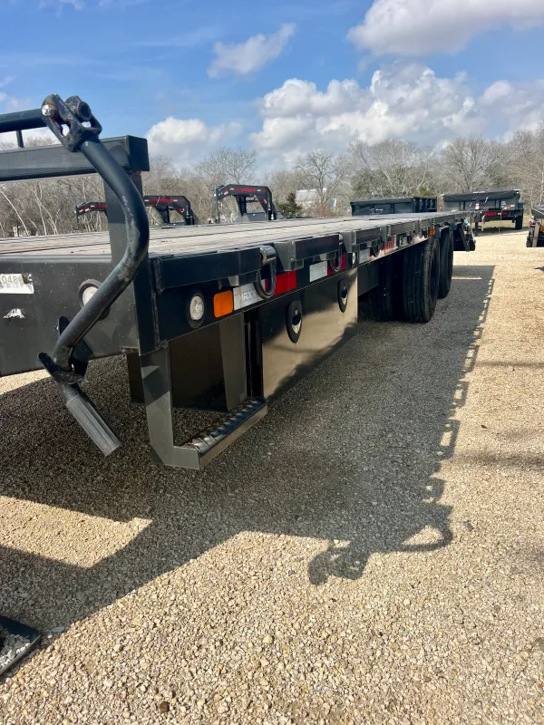 new Equipment / Flatbed Trailers MAXX-D  for sale, in Hallettsville, TX Thumbnail 7
