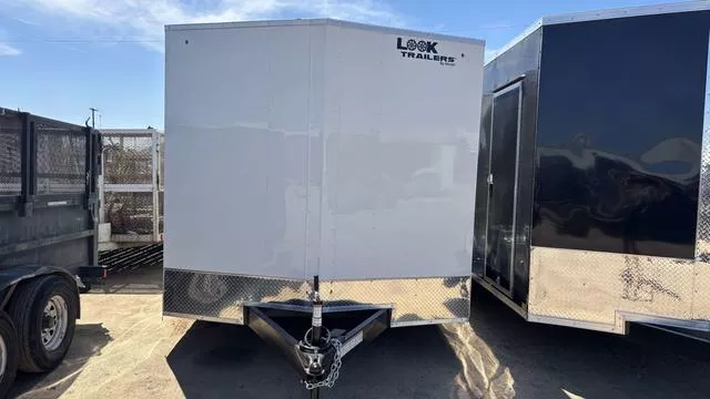 2026 LOOK Trailers 8.5X20 STDLX ENCLOSED CARGO HAULER 6IN EXTRA HEIGHT RAMP REAR DOOR MODEL KDX10220