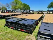 new Equipment / Flatbed Trailers TrailMaxx Trailers  for sale, in Lacy-Lakeview, TX Thumbnail 3