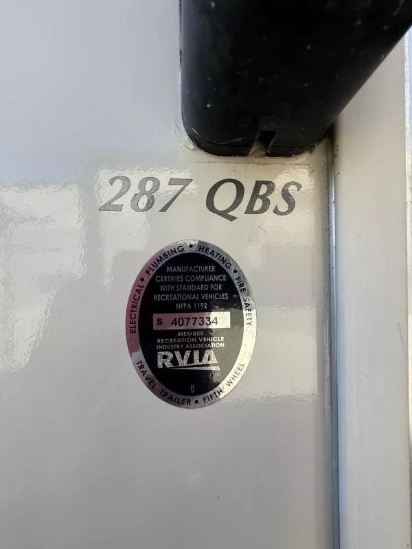 used Travel Trailers Forest River Vibe Extreme Lite for sale, in Pikeville, KY Thumbnail 2