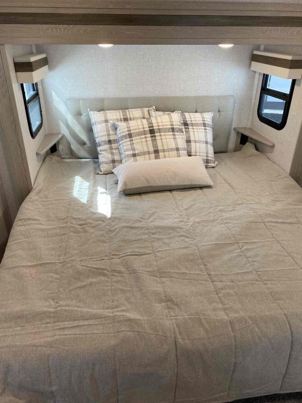 new Fifth Wheel Trailers Forest River Rockwood for sale, in Pikeville, KY Thumbnail 15