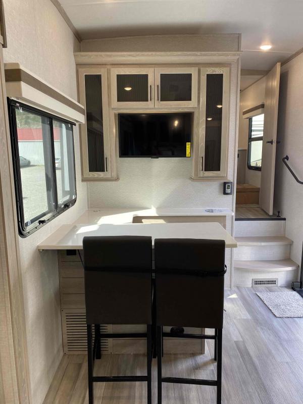 new Fifth Wheel Trailers Forest River Rockwood for sale, in Pikeville, KY Thumbnail 5
