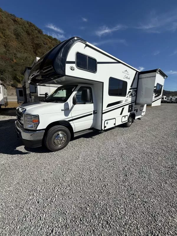2026 Forest River EAST TO WEST ENTRADA 2200SF Class C