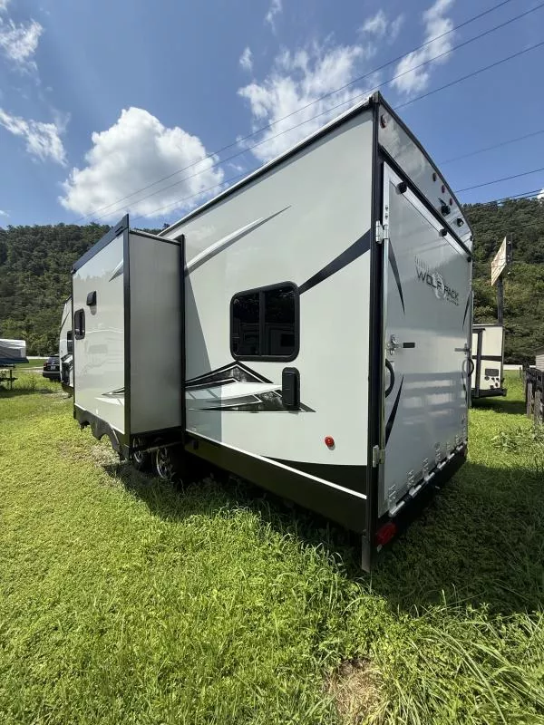 used Travel Trailers Forest River Wolf Pack for sale, in Pikeville, KY Thumbnail 4