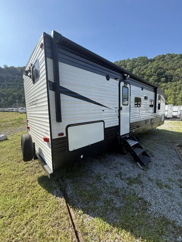 used Travel Trailers Keystone RV Hideout for sale, in Pikeville, KY Thumbnail 2