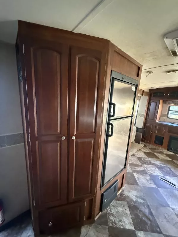 used Travel Trailers Forest River Windjammer for sale, in Pikeville, KY Thumbnail 7