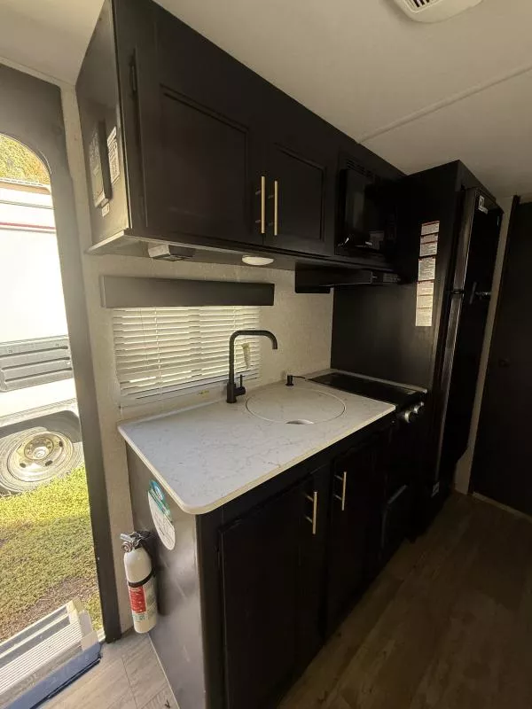 used Travel Trailers Forest River Cherokee Wolf Pup for sale, in Pikeville, KY Thumbnail 6