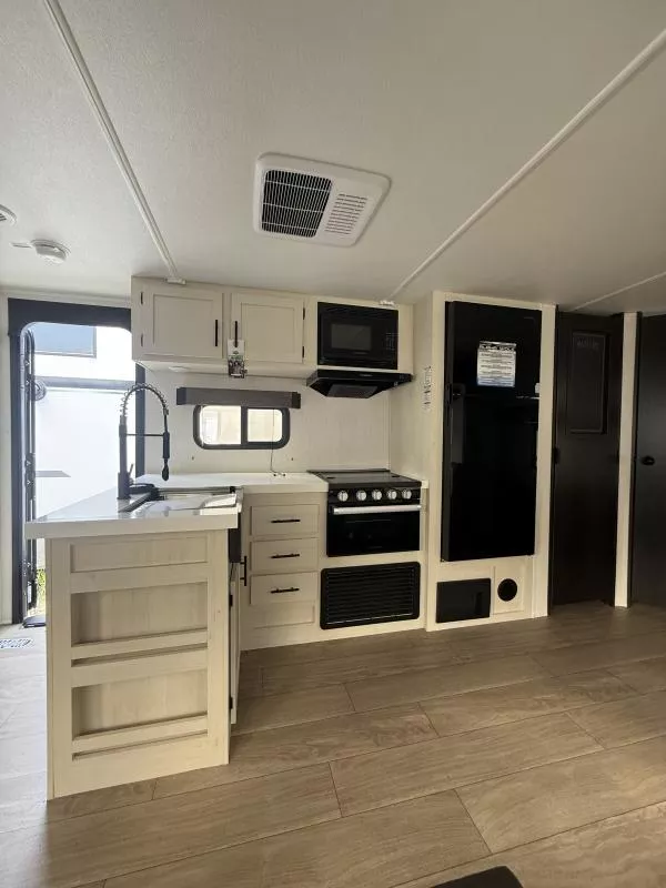 new Travel Trailers Forest River Alpha Wolf for sale, in Pikeville, KY Thumbnail 6