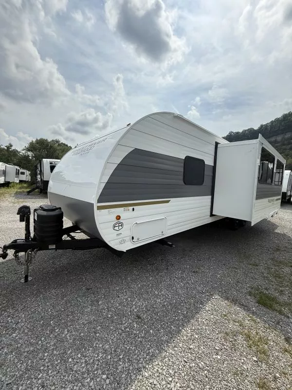 new Travel Trailers Forest River Wildwood X-Lite for sale, in Pikeville, KY Thumbnail 3