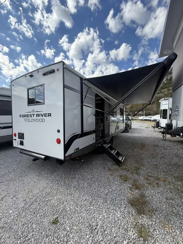 new Travel Trailers Forest River Heritage Glen for sale, in Pikeville, KY Thumbnail 3