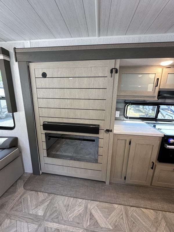 new Travel Trailers Forest River Wildwood for sale, in Pikeville, KY Thumbnail 10