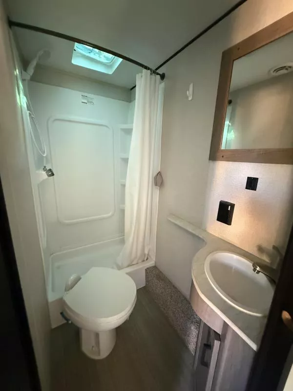 used Travel Trailers Keystone RV Hideout for sale, in Pikeville, KY Thumbnail 13