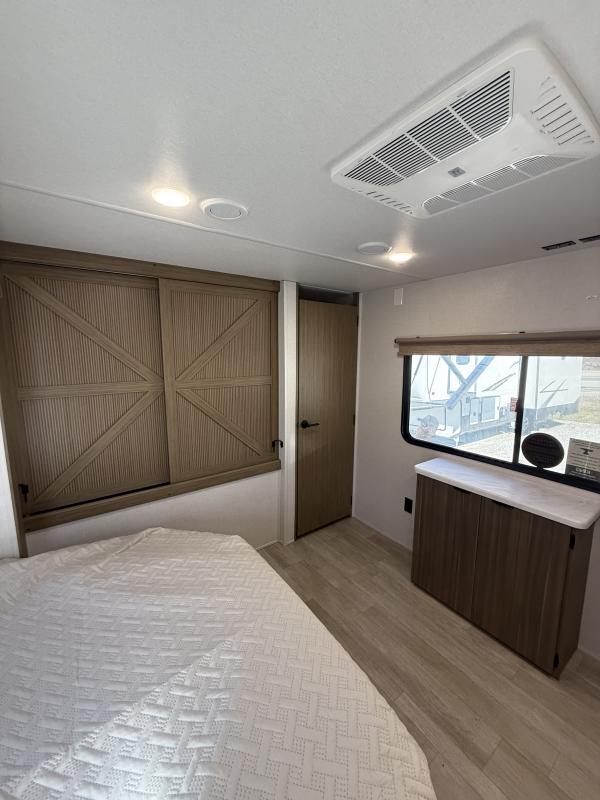 new Travel Trailers Forest River Wildwood for sale, in Pikeville, KY Thumbnail 16