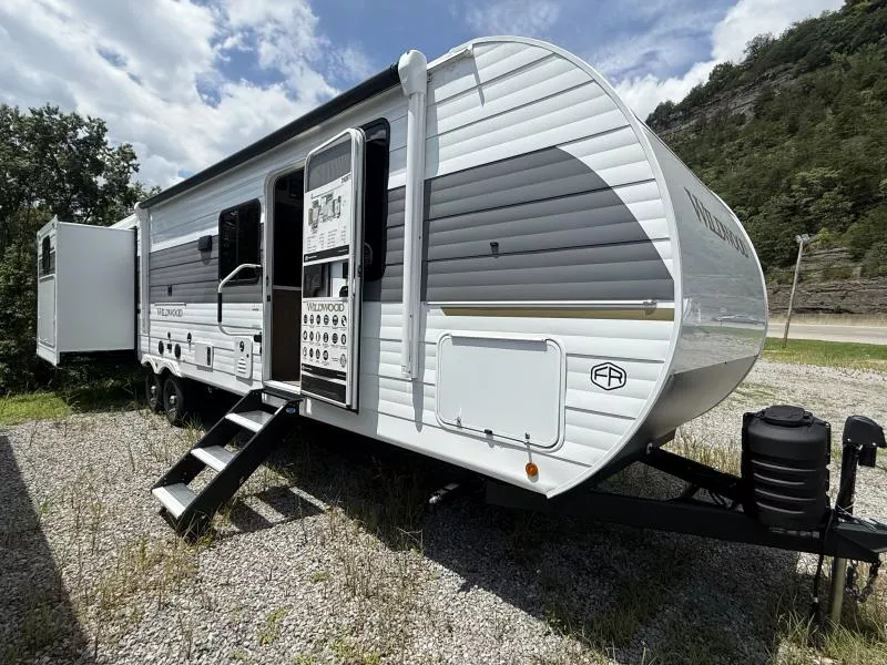 2026 Forest River WILDWOOD 31KQBTS Travel Trailer